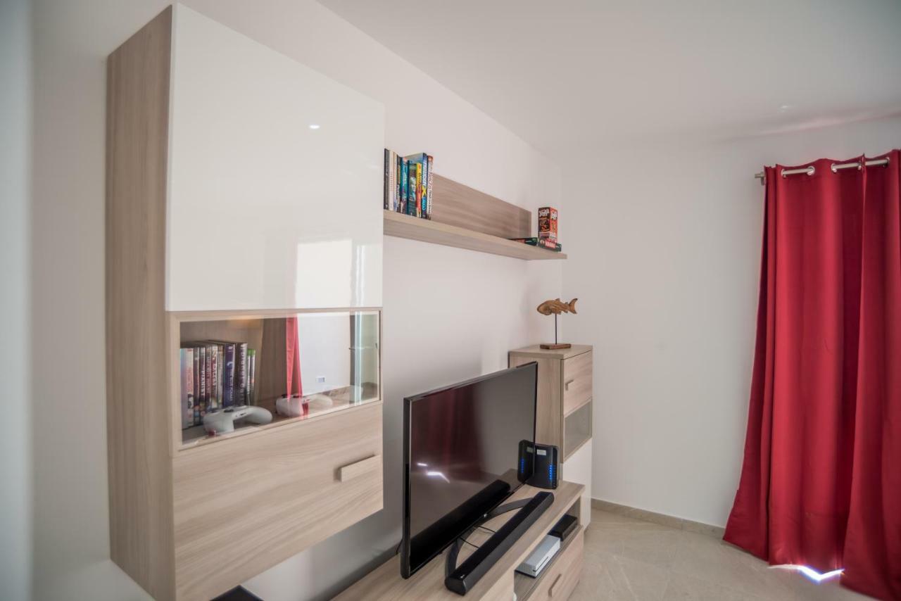 Luxury Valley View St Julians Apartment