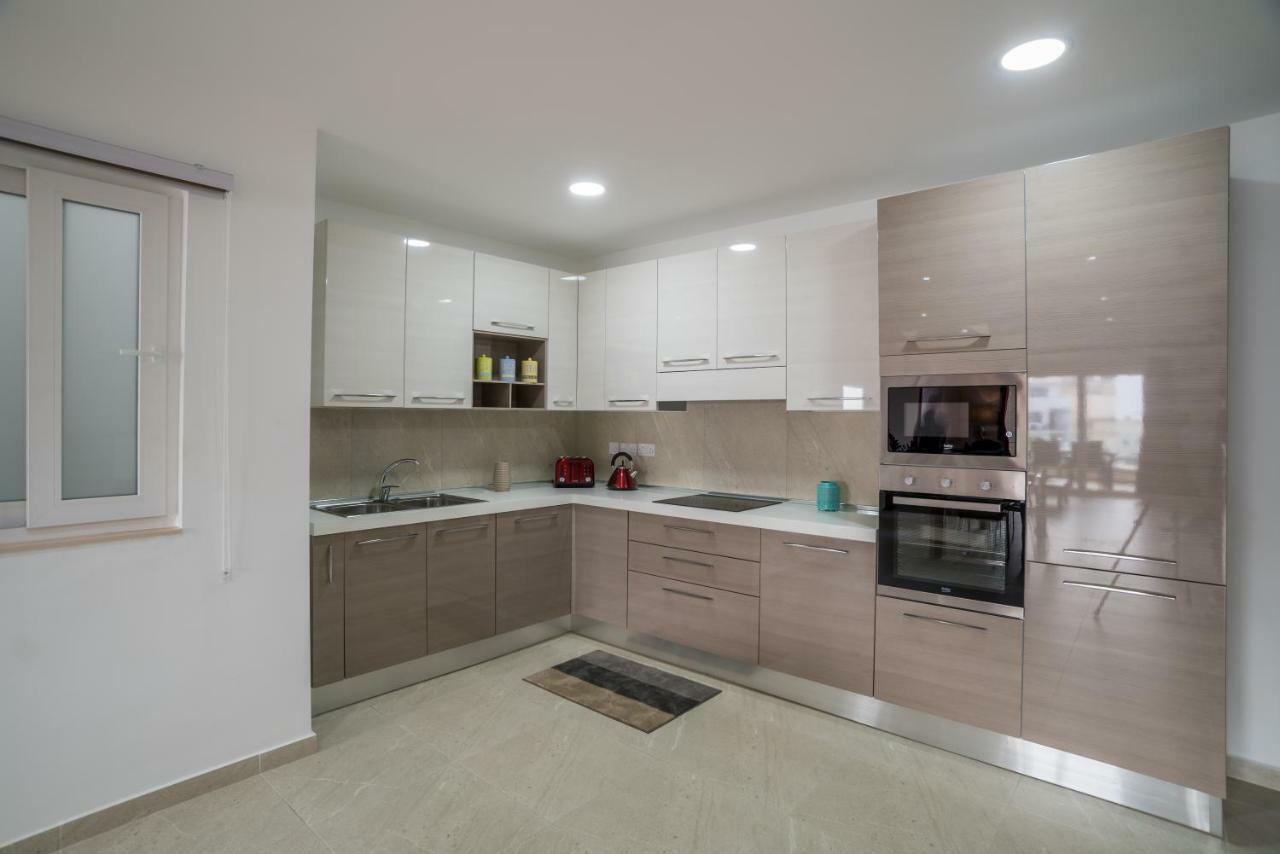 Luxury Valley View St Julians Apartment San Ġiljan